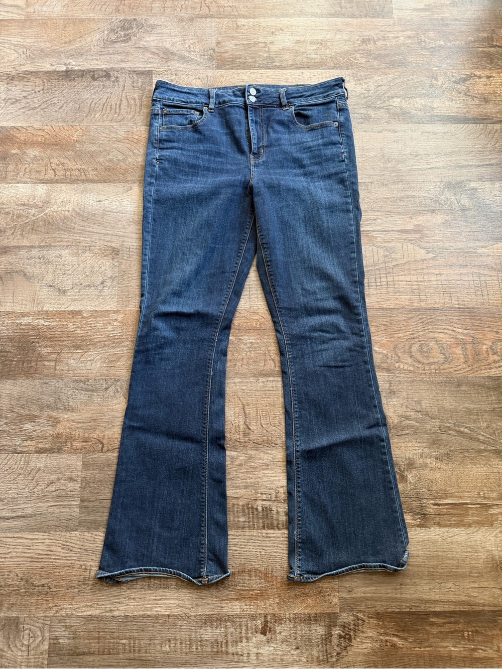 Classic Women's Dark Blue Artist Boot Cut Jean 16 Long